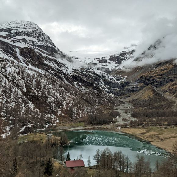 Meet your Posher, Joshua - Picture 1 of 1